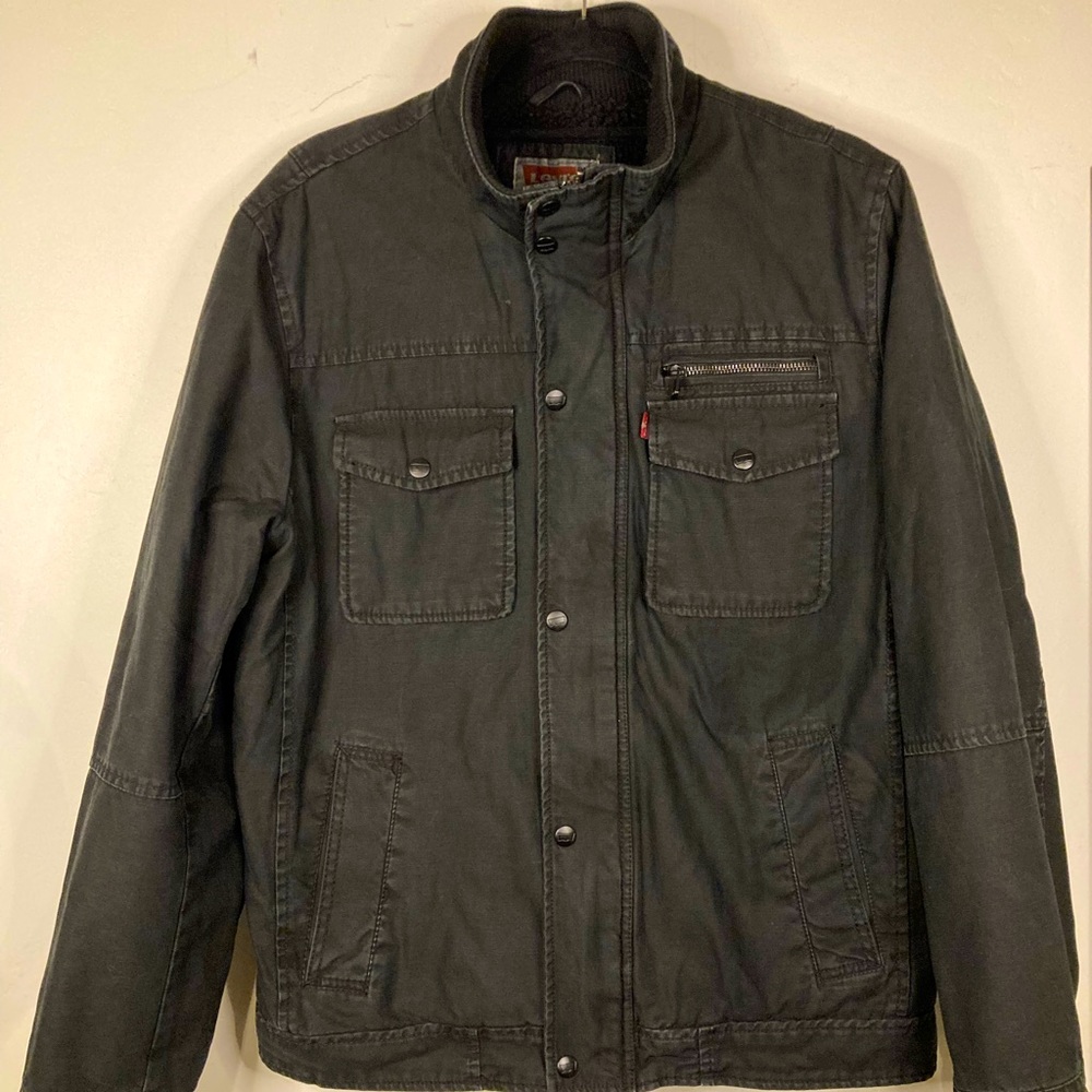Levi’s Men's Medium Black Sherpa Jacket, Pre Owned